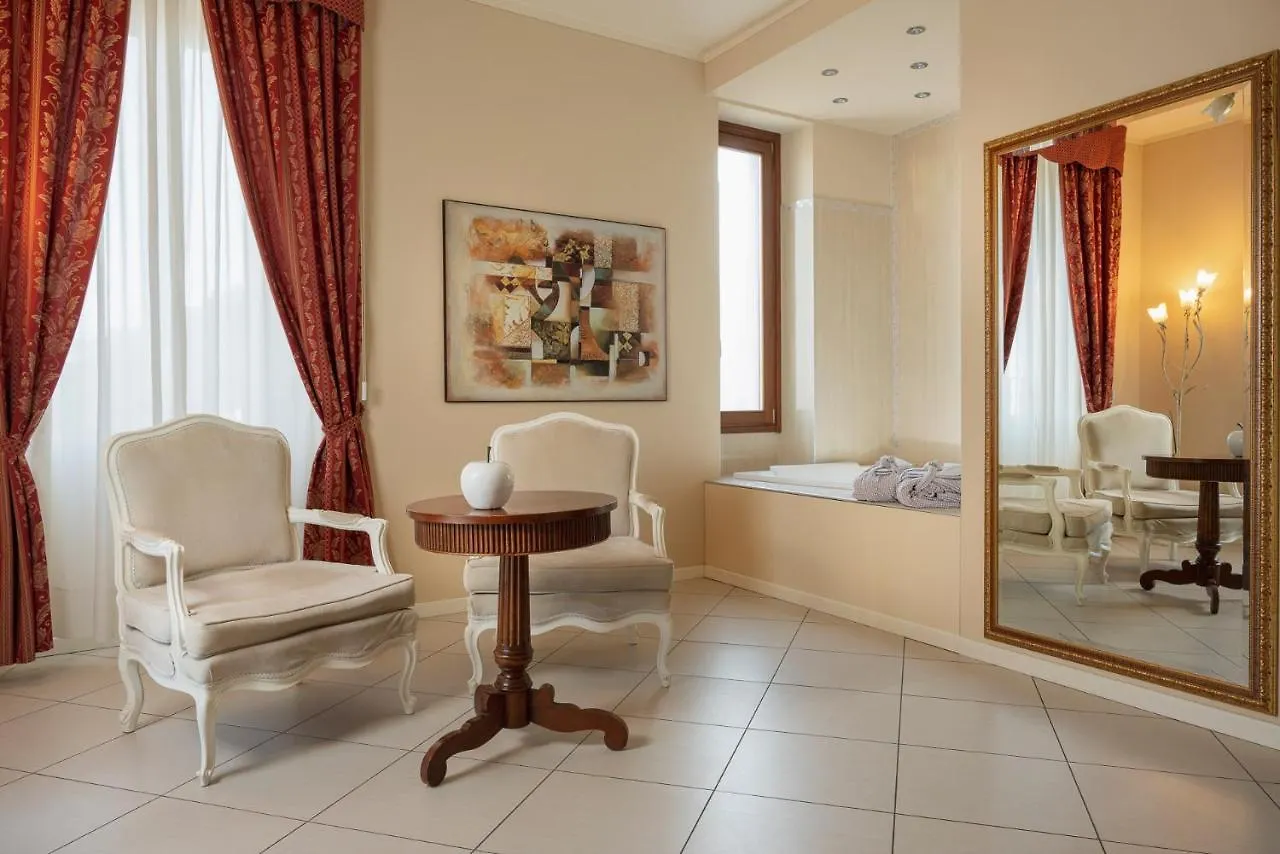 Hotel Mayer & Splendid - Wellness E Spa Desenzano del Garda